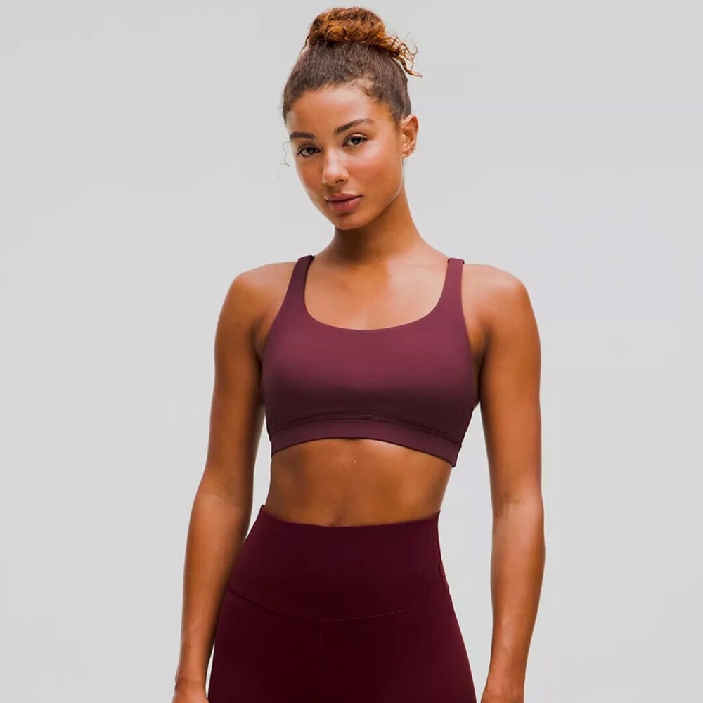 NWT Lululemon Energy Bra, Garnet, Size 4, Pads Included, Sports Bra